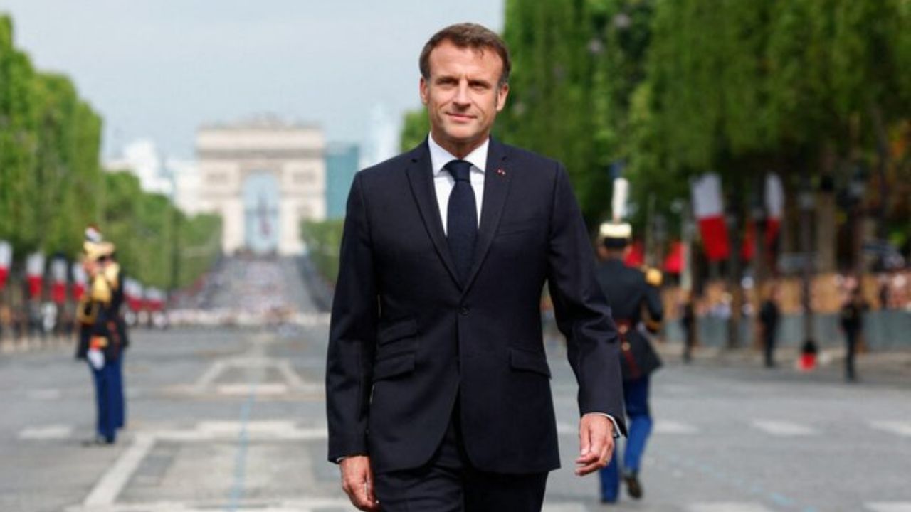 Emmanuel Macron: মোদীর সফরের মাঝেই কাটা আঙুলের বাক্স 'উপহার' পেলেন ফ্রান্সের প্রেসিডেন্ট!