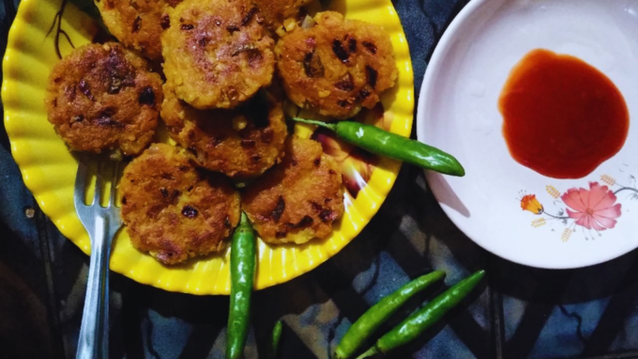 Rice Tikka: পনির বা মাংস নয়, এবার বাসি ভাত দিয়ে টিক্কা বানিয়ে তাক লাগিয়ে দিন সক্কলকে