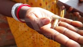 WB Panchayat Polls 2023: ঘরে ঢুকে গুলি, লুটিয়ে পড়ল নির্দল প্রার্থীর মেয়ে WB Panchayat Polls 2023: ঘরে ঢুকে গুলি, লুটিয়ে পড়ল নির্দল প্রার্থীর মেয়ে