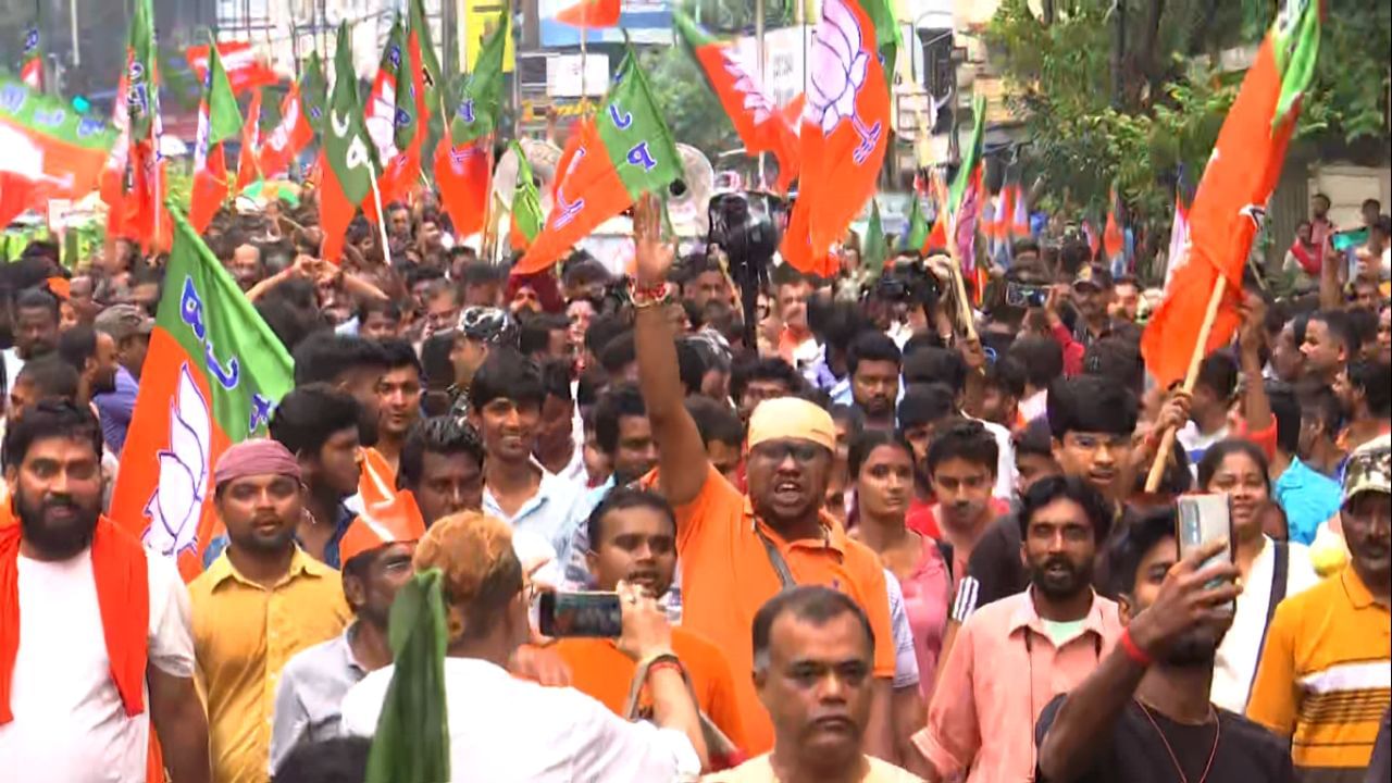 BJYM Rally: মাওবাদ, নকশালবাদ ও দেশবিরোধী শক্তির বিরুদ্ধে মিছিল, যাদবপুরের ক্যাম্পাস দখলের অভিপ্রায় নেই: শুভেন্দু