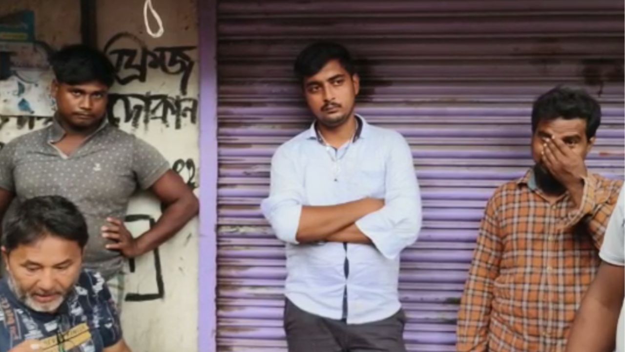 Bank Account Hack: ATM চালুর নামে ওটিপি চেয়েছিলেন ব্যাঙ্ক এজেন্ট, নম্বর দিতেই চোখের নিমেশে গায়েব লক্ষাধিক টাকা Bank Account Hack: ATM চালুর নামে ওটিপি চেয়েছিলেন ব্যাঙ্ক এজেন্ট, নম্বর দিতেই চোখের নিমেশে গায়েব লক্ষাধিক টাকা