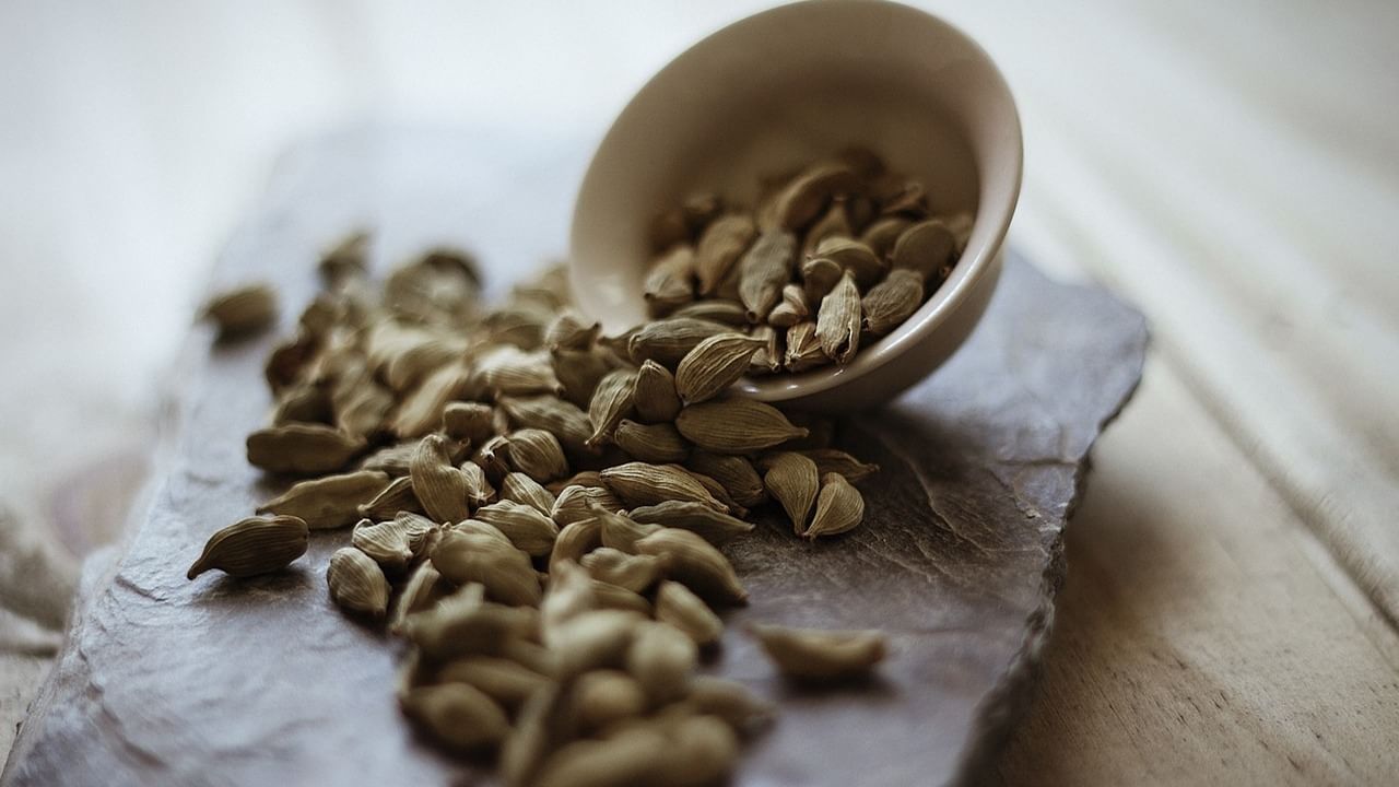 Cardamom Properties: এলাচে এতকিছু!