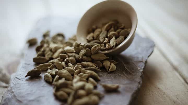 Cardamom Properties: এলাচে এতকিছু! Cardamom Properties: এলাচে এতকিছু!