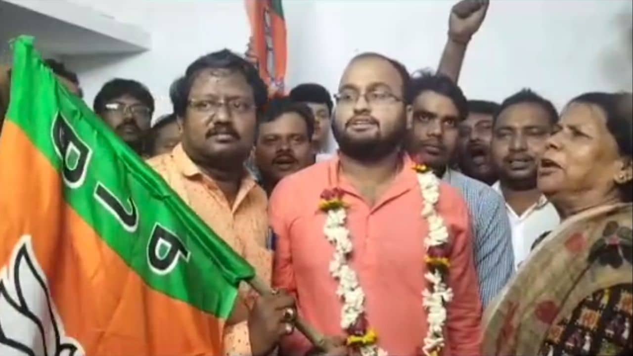 Ghatal: ঘাটালে জয়ী নির্দল প্রার্থী যোগ দিলেন বিজেপিতে, বোর্ড গঠনের আগে নয়া সমীকরণ পঞ্চায়েতে