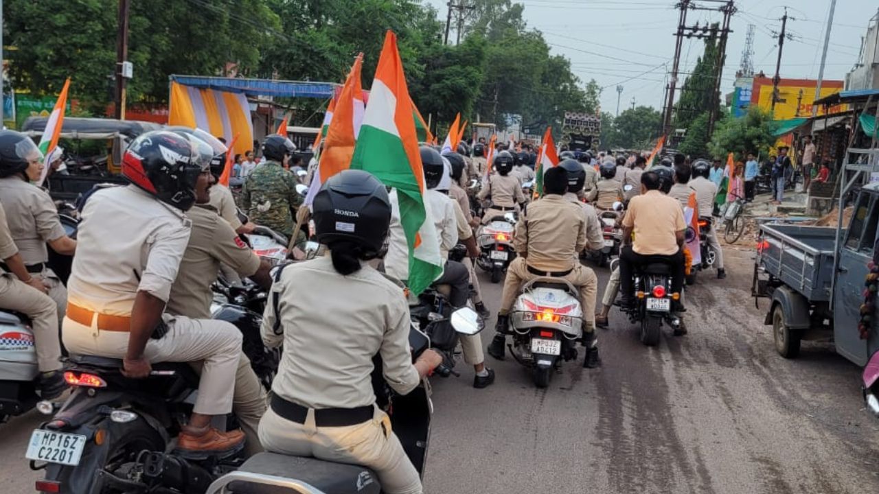 Constable Gender Change: মহিলা কনস্টেবল দীপিকা এবার 'পুরুষ' হওয়ার পথে, অনুমতি দিল সরকার