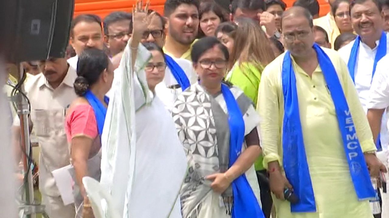 26th Foundation Day of TMCP LIVE: আমাকে একজন মেসেজ করেছেন, অভিষেককে গ্রেফতার করব: মমতা