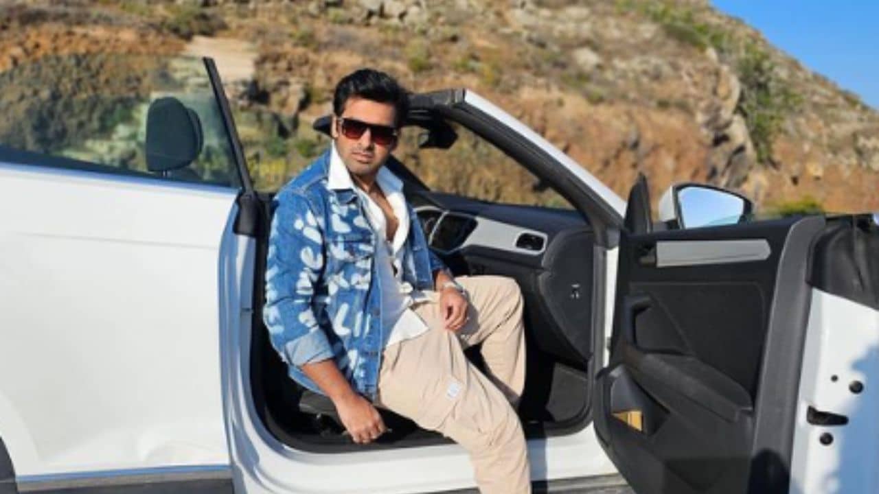 Ankush Hazra Secret: প্রথম ছবির পারিশ্রমিক থেকে শুরু করে ফোন নম্বর, ভক্তদের আবদার ফেরালেন না অঙ্কুশ