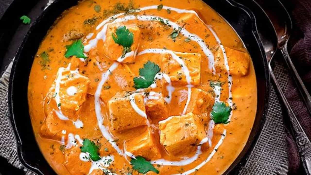 Butter Paneer: নিরামিষের দিনে বানিয়ে নিন রেস্তোরাঁ স্টাইল বাটার পনির, রইল রেসিপি Butter Paneer: নিরামিষের দিনে বানিয়ে নিন রেস্তোরাঁ স্টাইল বাটার পনির, রইল রেসিপি