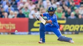IND vs IRE 2023: রিঙ্কু যেন বাঁ হাতি বিরাট! ক্রিজে নামতেই ব্যাপক উন্মাদনা IND vs IRE 2023: রিঙ্কু যেন বাঁ হাতি বিরাট! ক্রিজে নামতেই ব্যাপক উন্মাদনা
