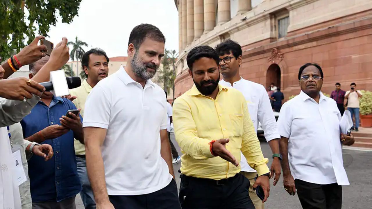 Rahul Gandhi: ভারতমাতা 'অসংসদীয় মন্তব্য', কেন্দ্রকে তোপ দেগে কটাক্ষ রাহুলের