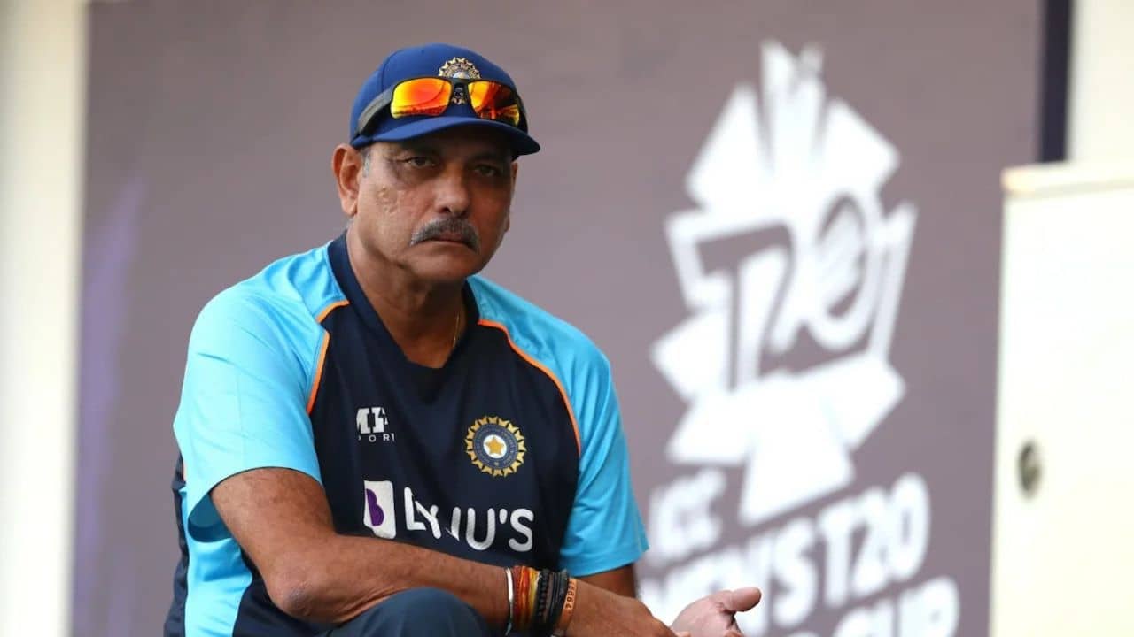 Ravi Shastri : বিশ্বকাপে চার নম্বর পজিশনের সমাধান বের করলেন শাস্ত্রী