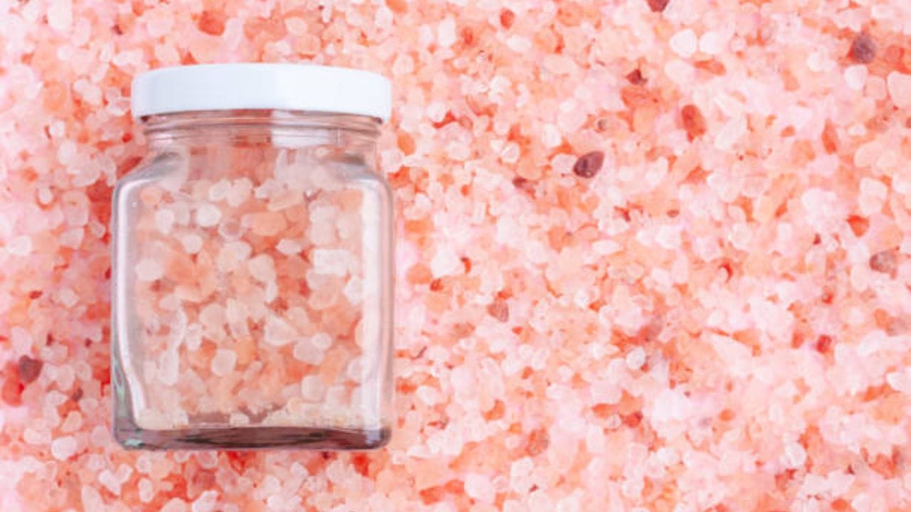 Sendha Namak Water ১০ টি মারাত্মক রোগের যম রক সল্ট, রোজ যে ভাবে খাবেন