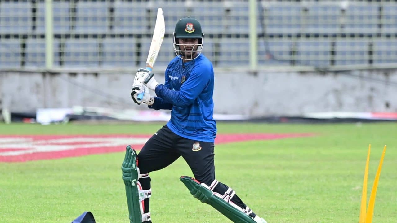 Sri lanka vs Bangladesh : রানের পাহাড় গড়তে চান সাকিবরা, টস জিতে প্রথমে ব্যাটিং বাংলাদেশের