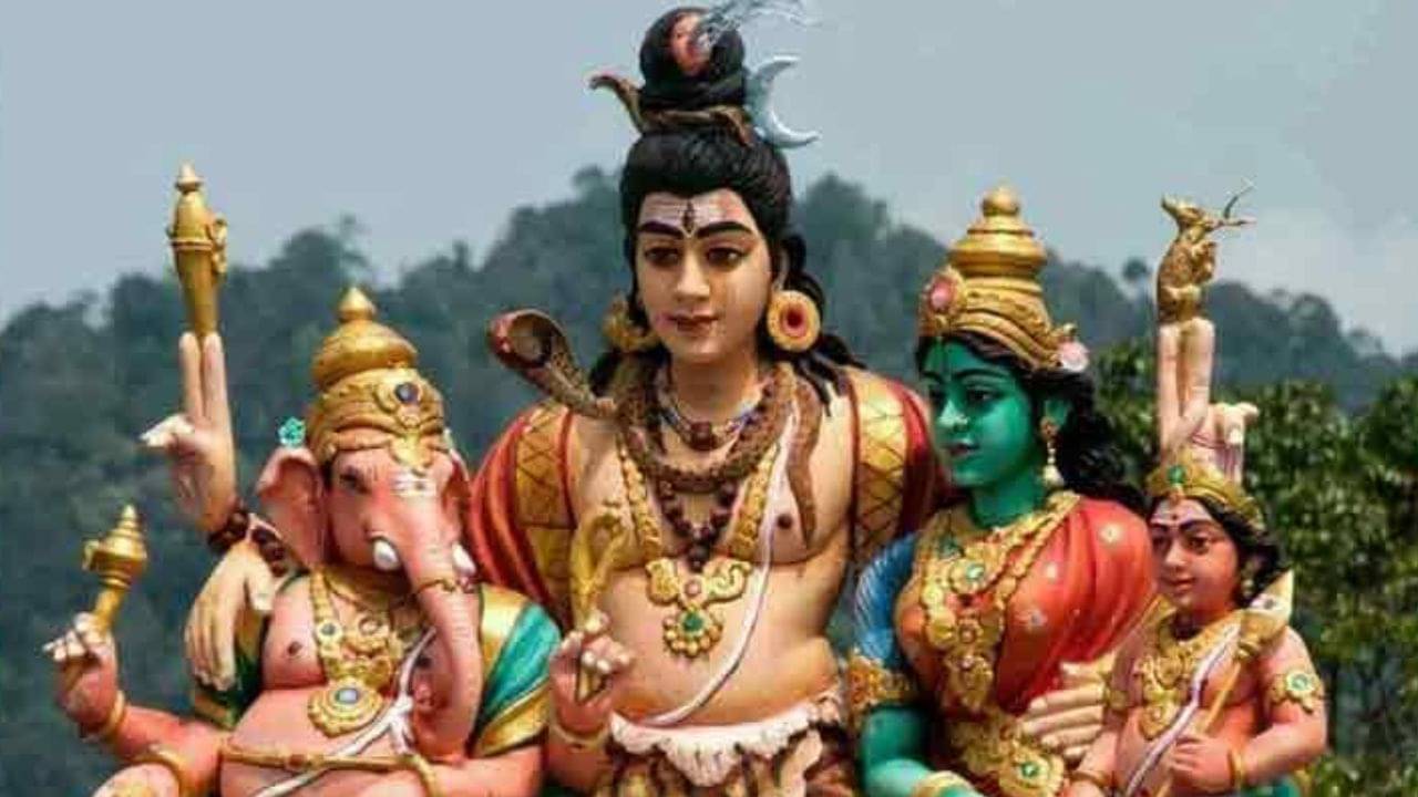 Daughters of Mahadev: লক্ষ্মী-সরস্বতী শুধু নয়, আরও পাঁচ কন্যা রয়েছে মহাদেবের! এই গোপন কথা জানেন না দেবী পার্বতীও