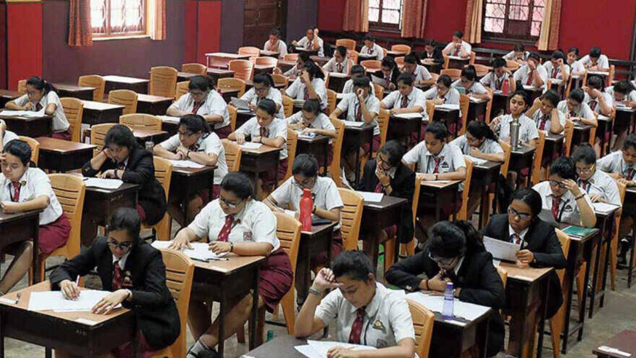 State Education Policy: জাতীয় শিক্ষানীতি বনাম রাজ্যের শিক্ষানীতি, কোথায় মিল, কোথায় ফারাক?