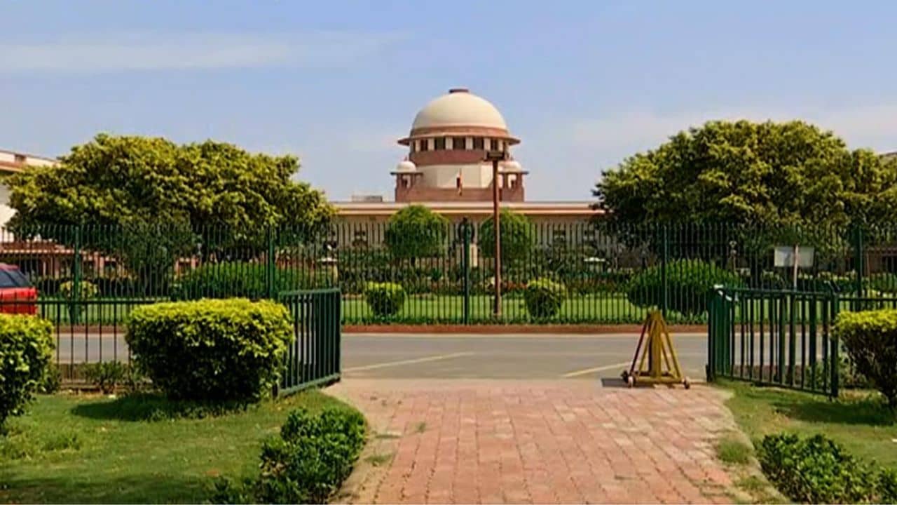 Supreme Court: আজীবন নির্বাচনে লড়ার অধিকার খোয়াবেন অপরাধী নেতারা? আজ সুপ্রিম রায়