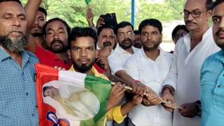 Rail blockade: কন্ট্রোলরুমের ‘কন্ট্রোল’ ফাল্গুনীর! খোদ প্যানেল অপারেটরকে বের করে ‘দিদিগিরি’ তৃণমূল নেত্রীর