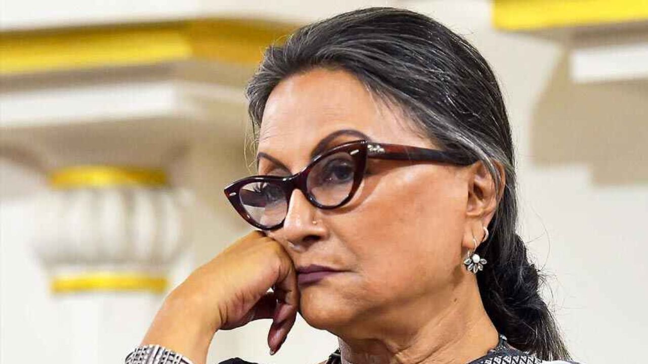 Aparna Sen: অসুস্থ অপর্ণা সেন, বিছানা ছেড়ে উঠলেই মাথা ঘুরছে, কী হয়েছে তাঁর?