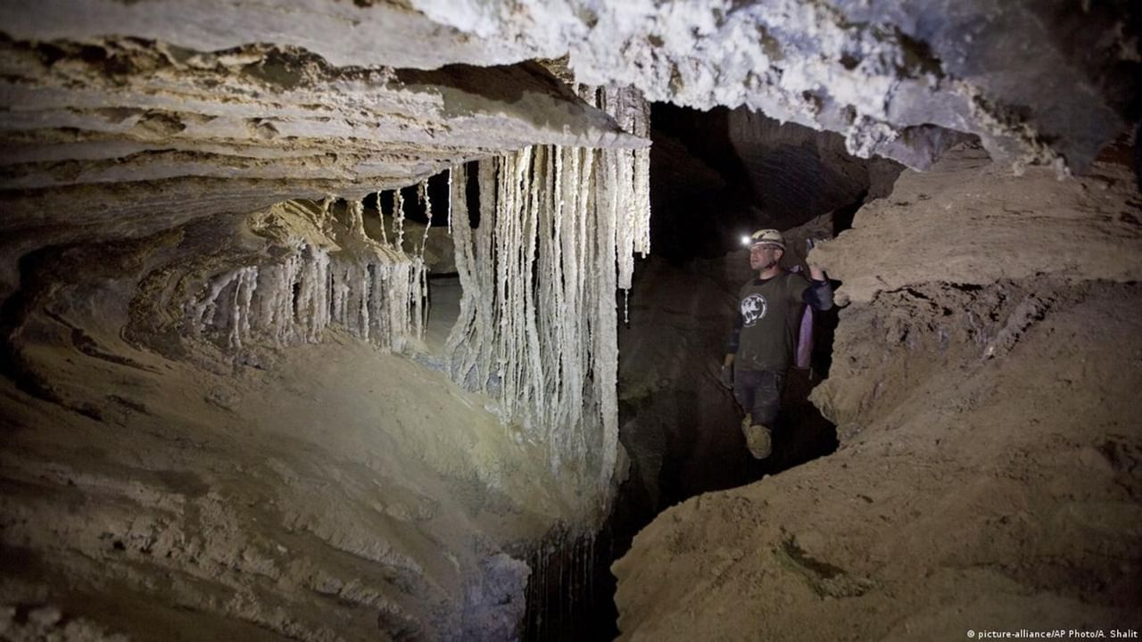 Teomim Cave News: রহস্য়জনক গুহার হদিশ!