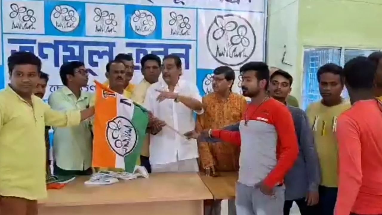 Bankura BJP To TMC: ফের দলবদল, ফের পঞ্চায়েত!