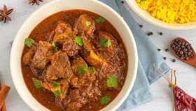 Mutton Recipe: পাঁঠার 'লাদা দোম্বা' রাঁধবেন? Mutton Recipe: পাঁঠার 'লাদা দোম্বা' রাঁধবেন?