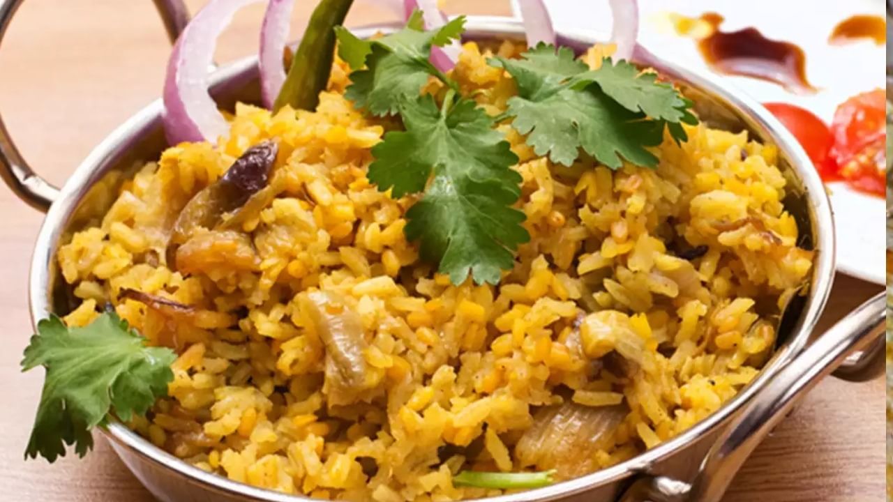 Bhuna Khichuri:  ভুনা খিচুড়ি বানাবেন কীভাবে?