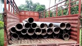 North 24 Pgs News: এবার সরকারি পাইপও চুরি! North 24 Pgs News: এবার সরকারি পাইপও চুরি!