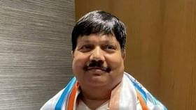Arjun Singh: 'টাকা জমিয়ে রাখলে...' Arjun Singh: 'টাকা জমিয়ে রাখলে...'