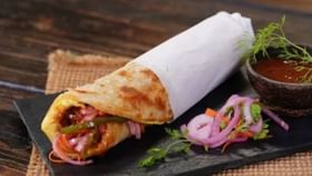 Egg Roll Side Effects: এগরোলেই বিপদ Egg Roll Side Effects: এগরোলেই বিপদ