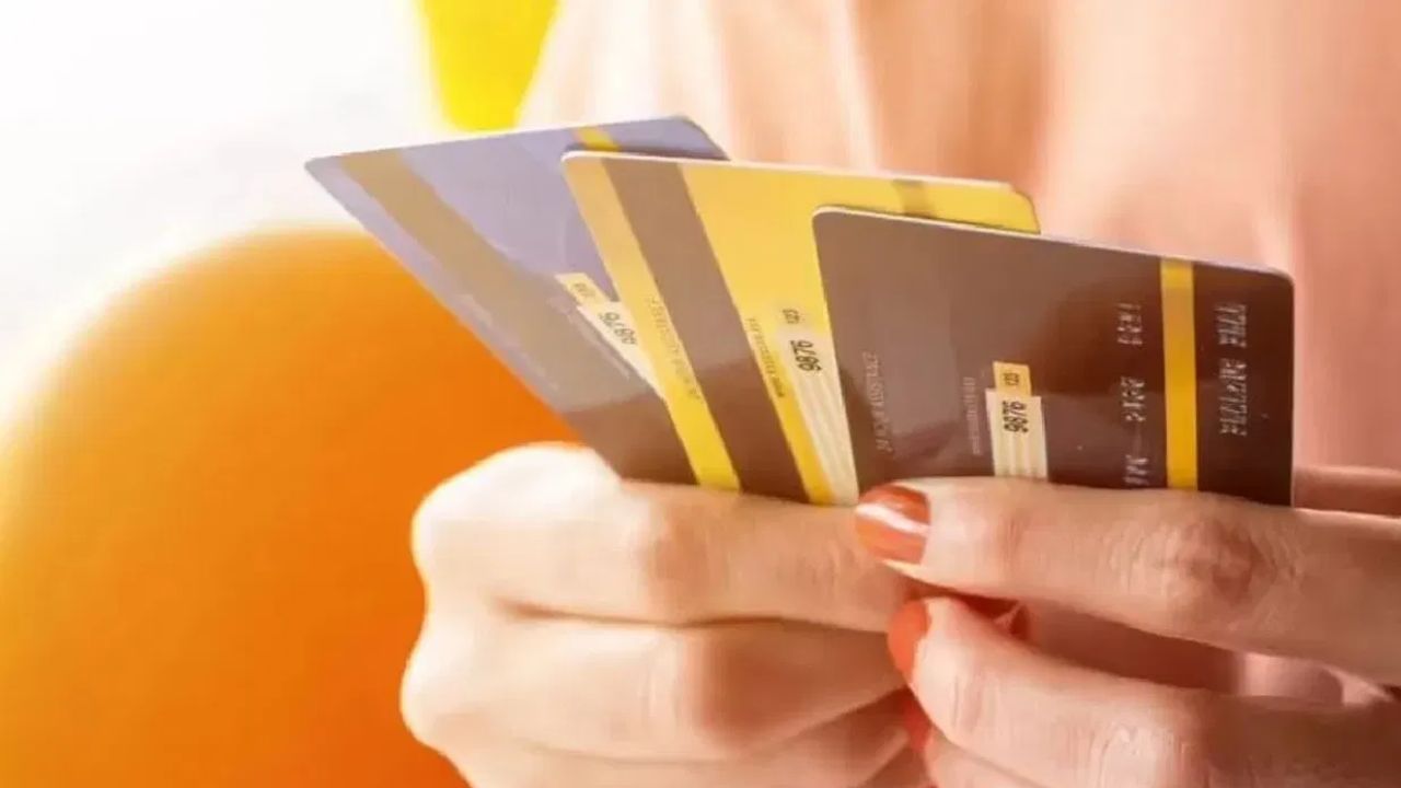 Debit-Credit card: ডেবিট বা ক্রেডিট কার্ড দিয়ে অনলাইনে লেনদেনে CVV নম্বর আর আবশ্যক নয়