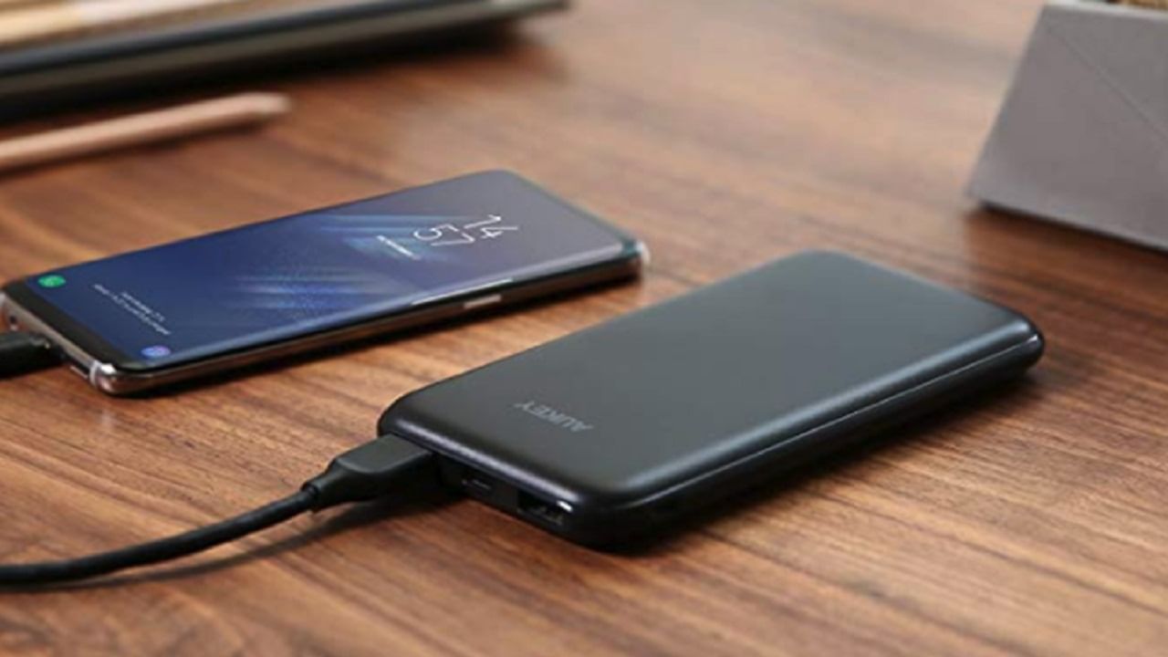 Cheapest Power Bank: পাওয়ার ব্যাঙ্ক কিনলে অভাবনীয় অফার দিচ্ছে Amazon, চার্জ হবে একাধিক ডিভাইস