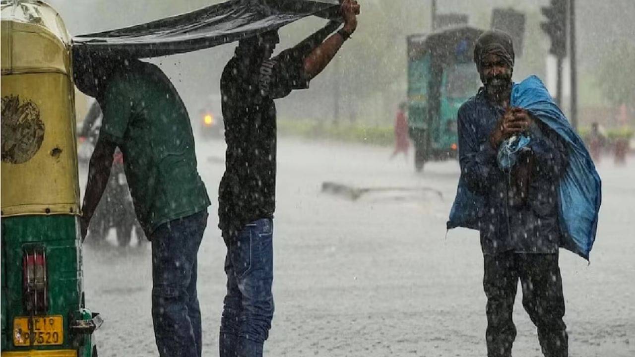 Rain Forecast in Bengal: বাংলার মাথায় নিম্নচাপের ভ্রকুটি, বৃষ্টি হতে পারে কোন কোন জেলায়