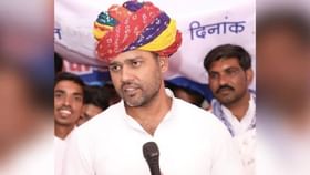 Rajasthan Minister: চন্দ্রযানের ‘যাত্রীদের’ স্যালুট জানালেন রাজস্থানের মন্ত্রী Rajasthan Minister: চন্দ্রযানের ‘যাত্রীদের’ স্যালুট জানালেন রাজস্থানের মন্ত্রী