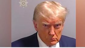 Donald Trump: গারদের পিছন থেকে কি নির্বাচনে লড়তে পারবেন ডোনাল্ড ট্রাম্প? জয়ী হলেই বা কী করবেন তিনি? Donald Trump: গারদের পিছন থেকে কি নির্বাচনে লড়তে পারবেন ডোনাল্ড ট্রাম্প? জয়ী হলেই বা কী করবেন তিনি?