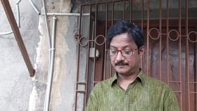 আধার বায়োমেট্রিক প্রতারাণার শিকার রায়গঞ্জের শিক্ষক, খোয়ালেন কয়েক হাজার আধার বায়োমেট্রিক প্রতারাণার শিকার রায়গঞ্জের শিক্ষক, খোয়ালেন কয়েক হাজার