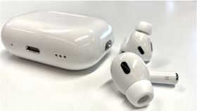 iOS 17 আপডেট করলে AirPods Pro 2 ব্যবহারকারীরা পাবেন এই 6 ফিচার্স iOS 17 আপডেট করলে AirPods Pro 2 ব্যবহারকারীরা পাবেন এই 6 ফিচার্স