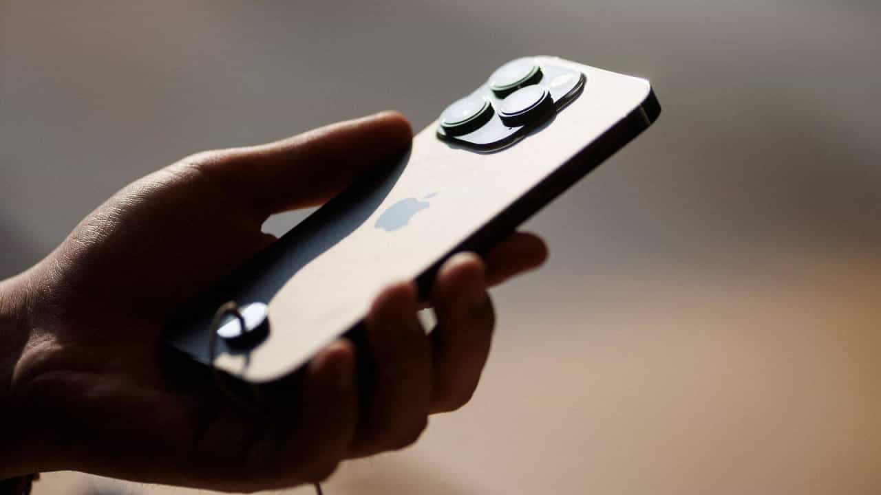 Apple-এর আনুগত্য পরীক্ষার জন্য প্রস্তুত? iPhone 15 সিরিজ় যে কারণে আপনাকে প্রিমিয়াম ক্রেতা করে তুলতে পারে... Apple-এর আনুগত্য পরীক্ষার জন্য প্রস্তুত? iPhone 15 সিরিজ় যে কারণে আপনাকে প্রিমিয়াম ক্রেতা করে তুলতে পারে...