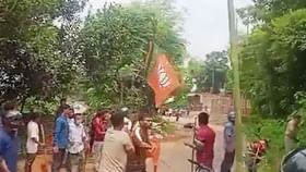 অভিযোগ-পাল্টা অভিযোগে উত্তপ্ত ত্রিপুরা, সংঘর্ষে আহত পুলিশকর্মীও অভিযোগ-পাল্টা অভিযোগে উত্তপ্ত ত্রিপুরা, সংঘর্ষে আহত পুলিশকর্মীও
