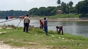 প্রতিমা নিরঞ্জন আর ঝুঁকিপূর্ণ নয় প্রতিমা নিরঞ্জন আর ঝুঁকিপূর্ণ নয়
