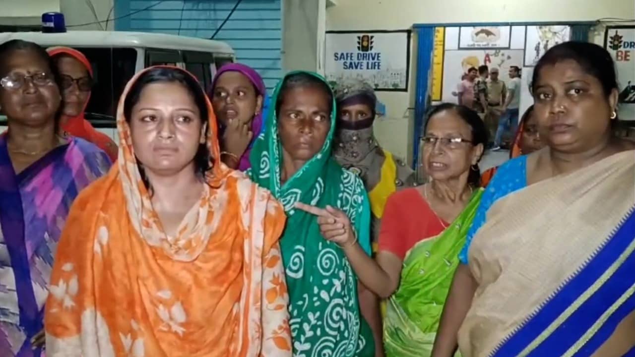 Baruipur Self Help Group News: তছরুপ স্বনির্ভর গোষ্ঠীর টাকাই