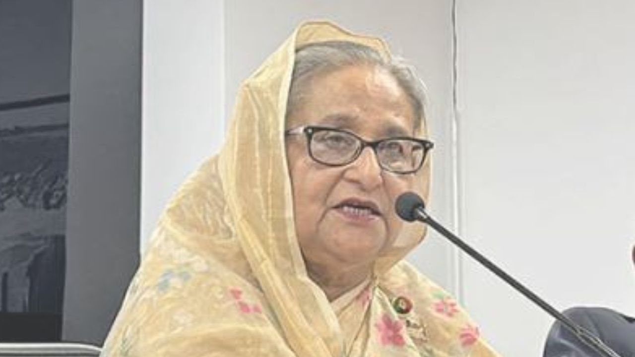 PM Sheikh Hasina: যুক্তরাষ্ট্রের ভিসা-নিষেধাজ্ঞায় পাল্টা হুঁশিয়ারি শেখ হাসিনার PM Sheikh Hasina: যুক্তরাষ্ট্রের ভিসা-নিষেধাজ্ঞায় পাল্টা হুঁশিয়ারি শেখ হাসিনার