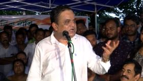 'নিয়োগ শুরু হলে আমিই দেখা করব', গান্ধীমূর্তির কাছে গিয়ে বললেন ব্রাত্য 'নিয়োগ শুরু হলে আমিই দেখা করব', গান্ধীমূর্তির কাছে গিয়ে বললেন ব্রাত্য