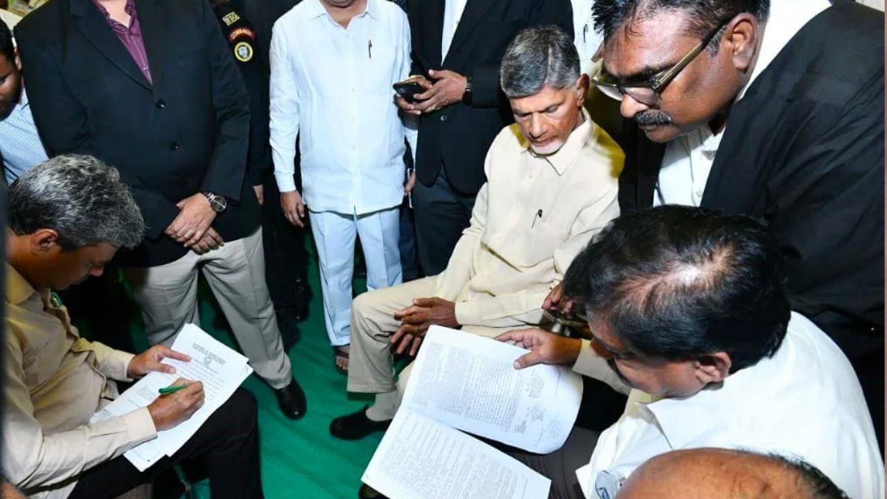 Chandrababu Naidu: 'রাজনৈতিক স্বার্থসিদ্ধির জন্য় ফাঁসানো হয়েছে', আদালতে দাবি করলেন চন্দ্রবাবু নাইডু