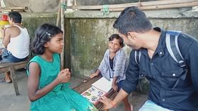 ২ আষাঢ়! ছোট্ট রিয়ার 'বার্থ ডেটে'ই আটকে তার স্কুলের দরজা ২ আষাঢ়! ছোট্ট রিয়ার 'বার্থ ডেটে'ই আটকে তার স্কুলের দরজা