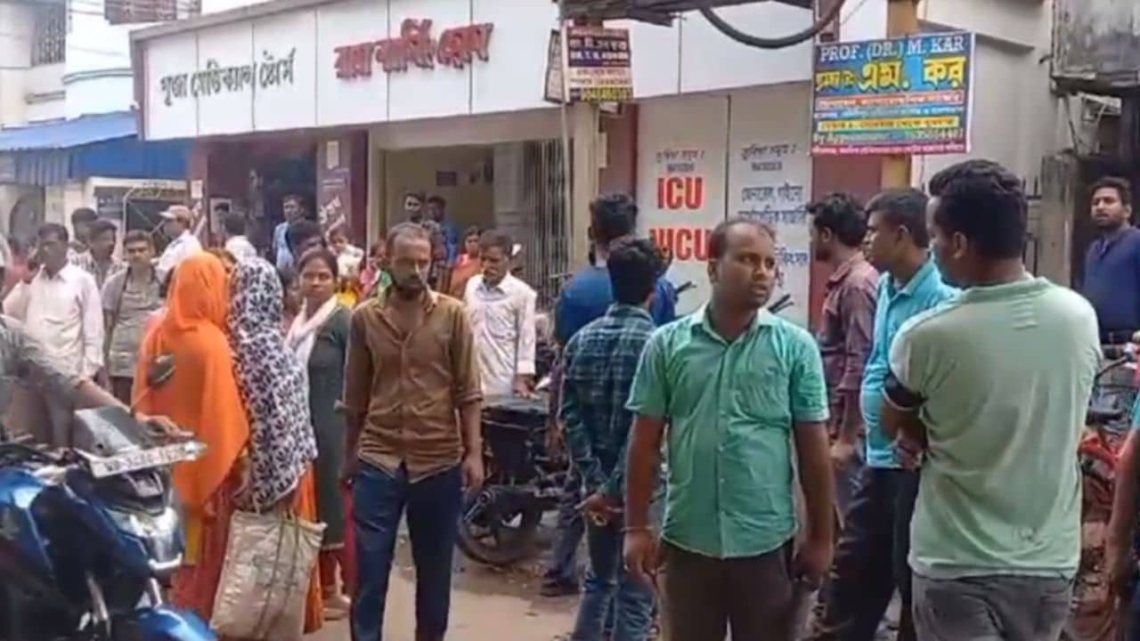 Patient Death: সার্জারির পর রোগীর মৃত্যু, পরিবার দায় ঠেলল নার্সিংহোমের দিকে