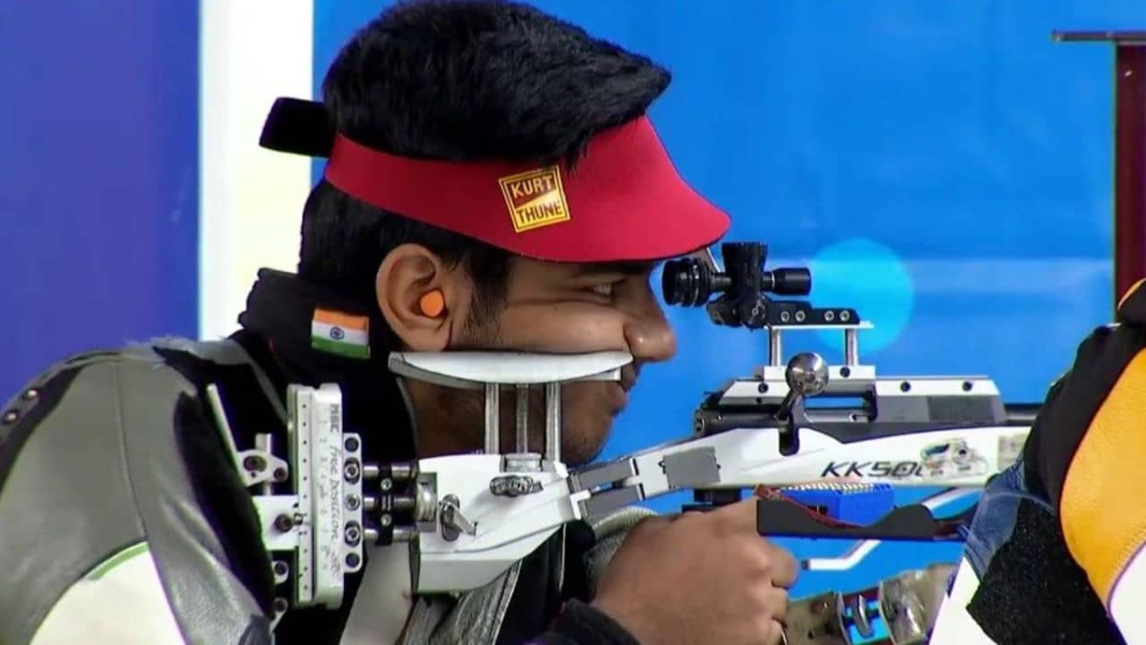 Asian Games 2023, Shooting: অল্পের জন্য হল না সোনার হ্যাটট্রিক, ৫০ মিটার প্রোনে রুপো ঐশ্বর্যর