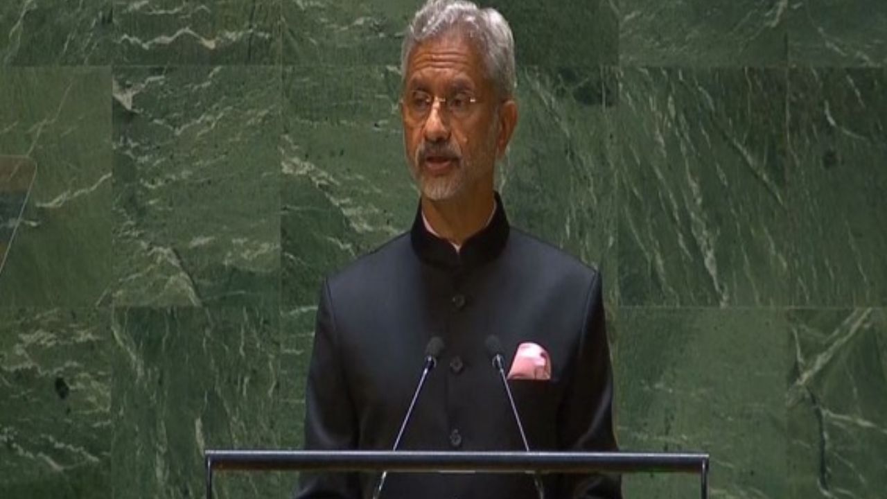 S Jaishankar in UNGA: 'রাজনৈতিক সুবিধার জন্য সন্ত্রাসে সমর্থন ঠিক নয়', রাষ্ট্রপুঞ্জে 'ভারত'-এর তরফে বার্তা জয়শঙ্করের