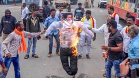 কর্নাটক জুড়ে বনধ, বেঙ্গালুরু থেকে বাতিল ৪৪ বিমান, আটক প্রায় ১০০ জন কর্নাটক জুড়ে বনধ, বেঙ্গালুরু থেকে বাতিল ৪৪ বিমান, আটক প্রায় ১০০ জন