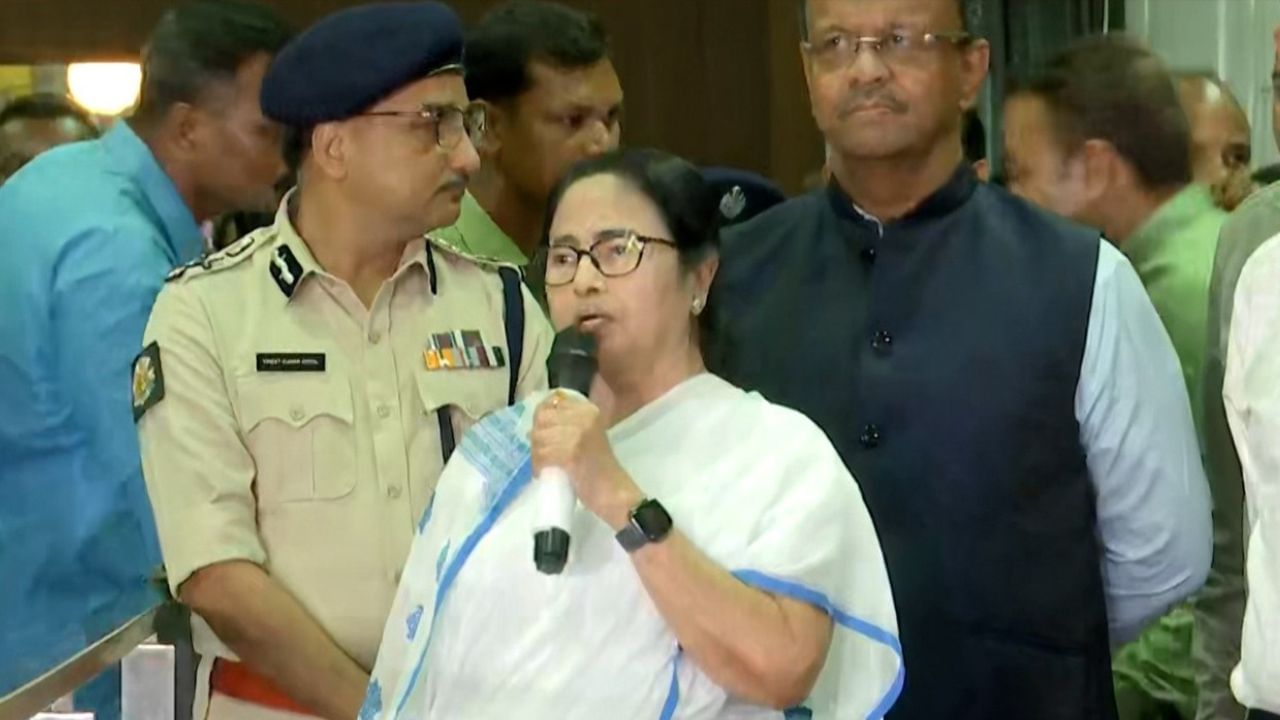 CM Mamata Banerjee returning Kolkata: 'বেশ কয়েকটা কাজ করতে পেরেছি, বড় বড় চুক্তিও হয়েছে', বিদেশ থেকে ফিরে বললেন মমতা