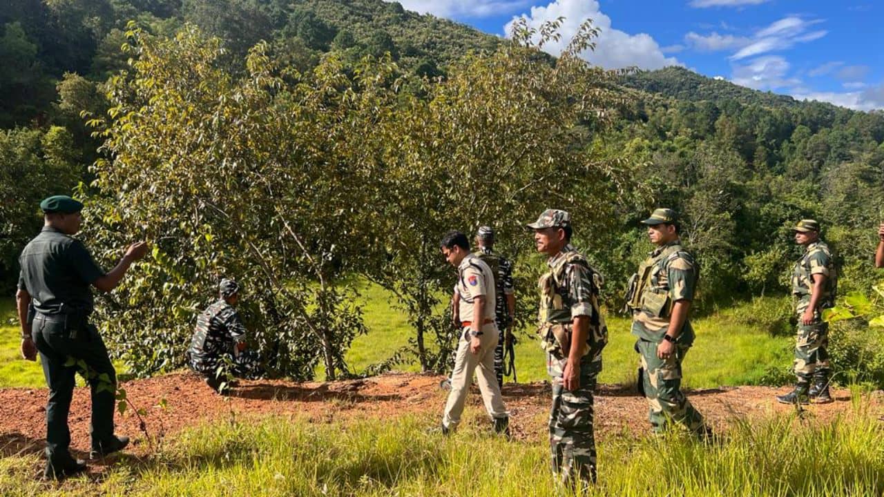 সোশ্যাল মিডিয়ায় অমিত শাহ-বীরেন সিং-এর বিরুদ্ধে পোস্ট, বালুরঘাটের বাসিন্দার বিরুদ্ধে এফআইআর মণিপুর পুলিশের